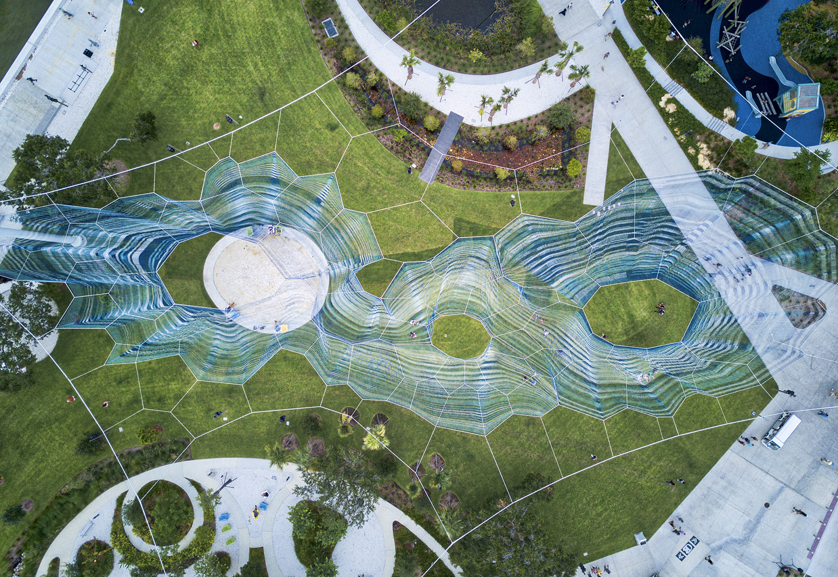 bending arc sculpture studio echelman