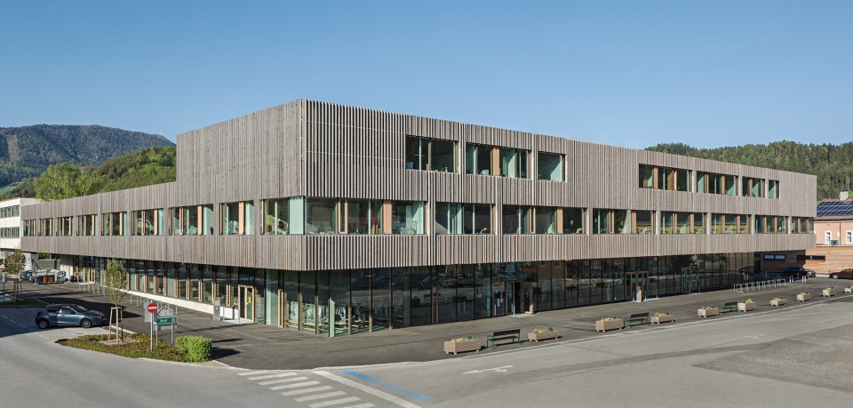 school complex gloggnitz by dietmar feichtinger architectes