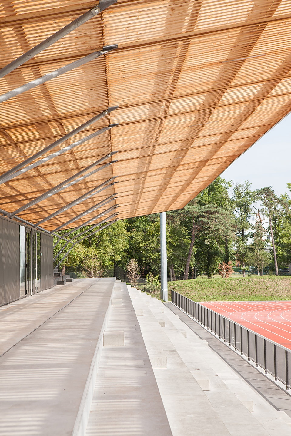 philippe mahut stadium by barthelemy grino architectes