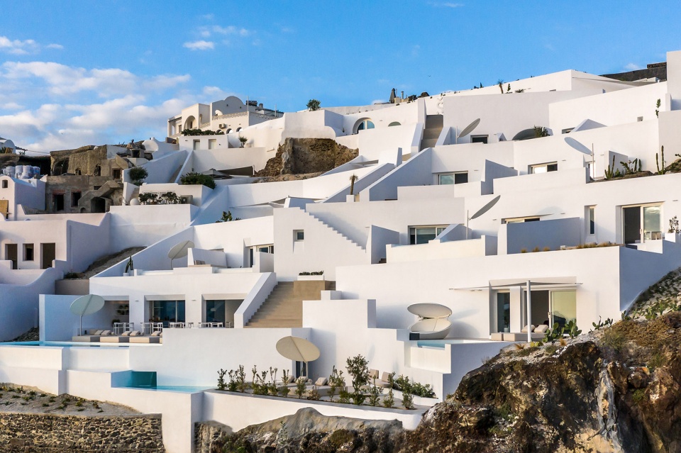 saint hotel by kapsimalis architects