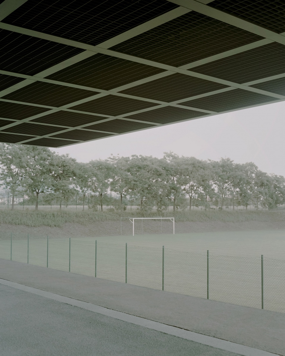 municipal stadium shelter by didone comacchio architects
