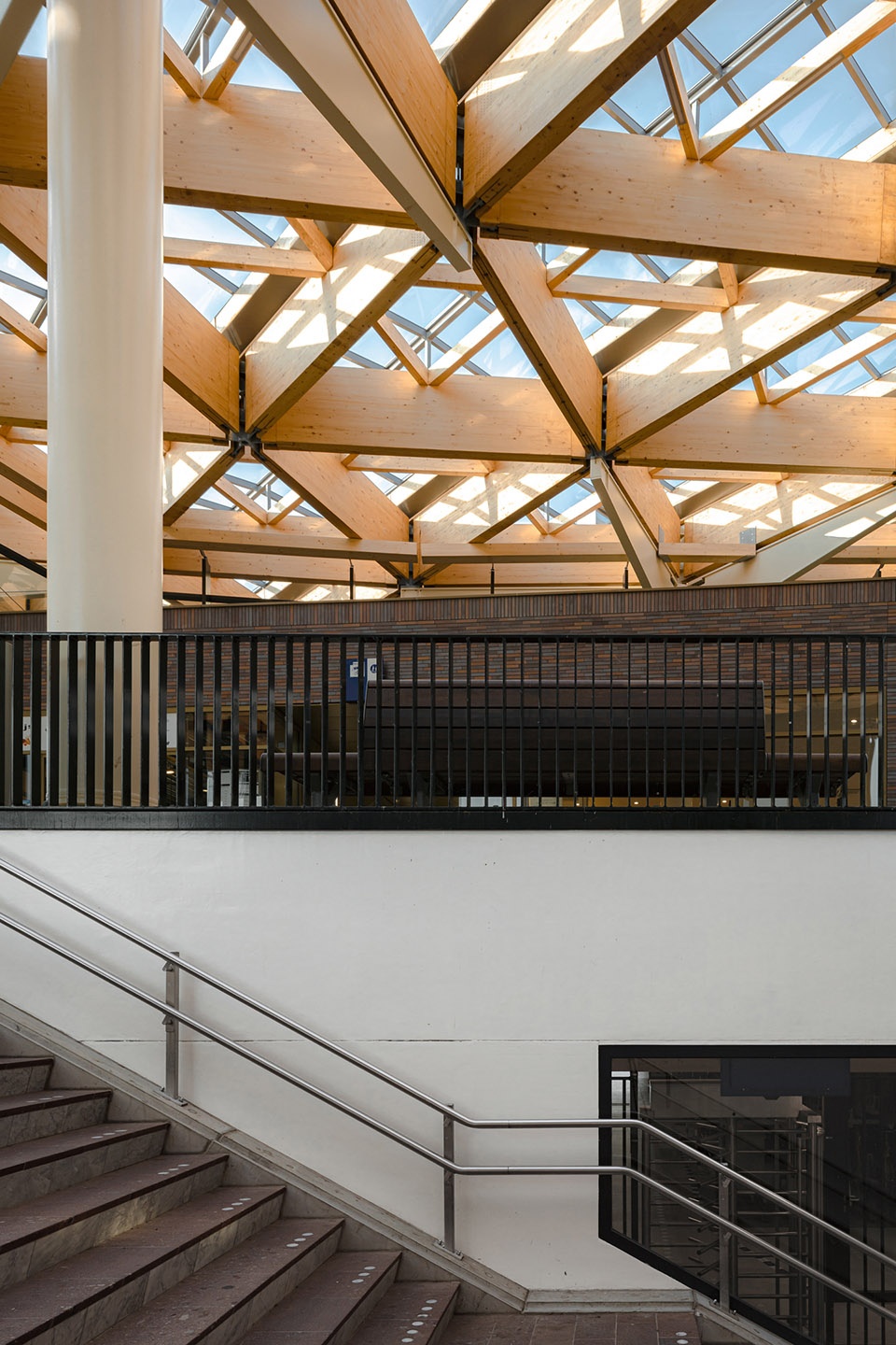 assen station by powerhouse company de zwarte hond