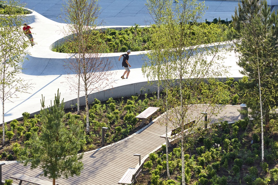 v plaza urban development by 3deluxe