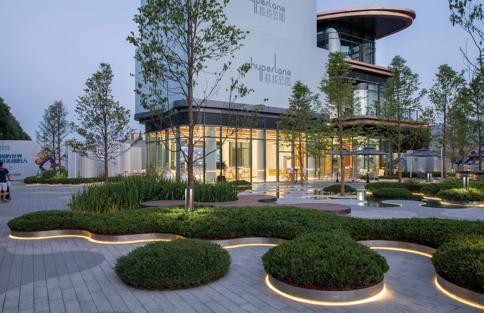 landscape design for the urban gallery hyperlane in chengdu china by aspect studios
