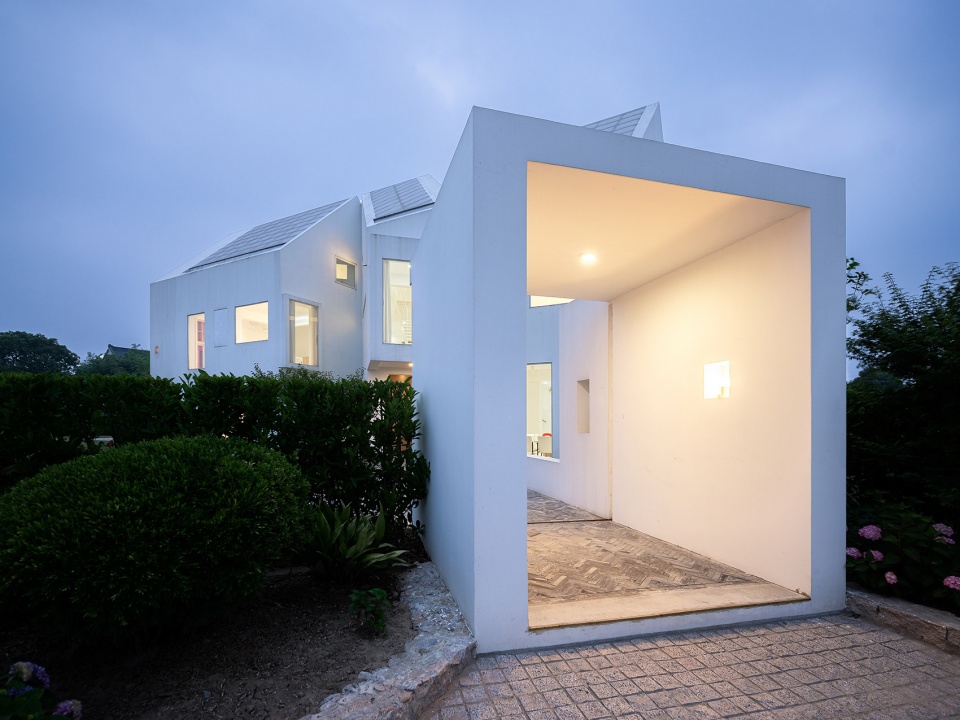 l house china by ams