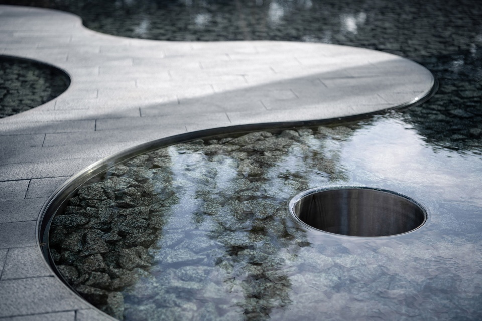 landscape design for the urban gallery hyperlane in chengdu china by aspect studios