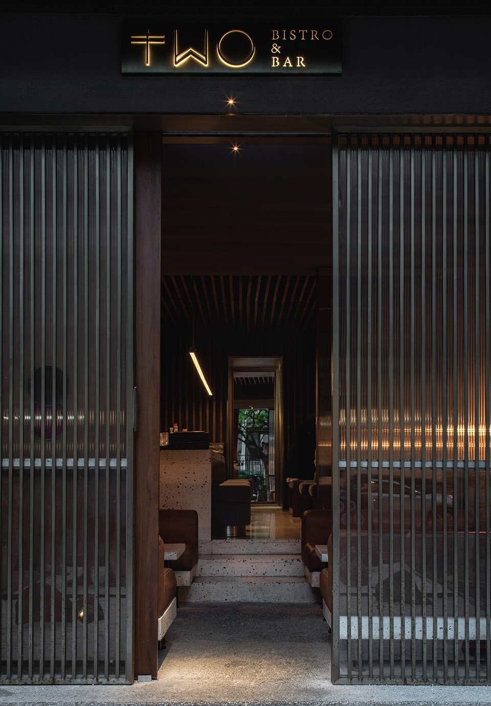 two bistro bar by iz design studio