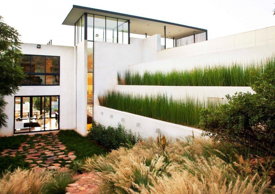 house b by daffonchio and associates architects