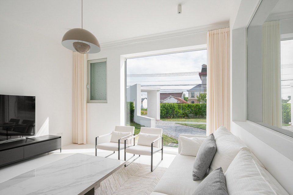 l house china by ams
