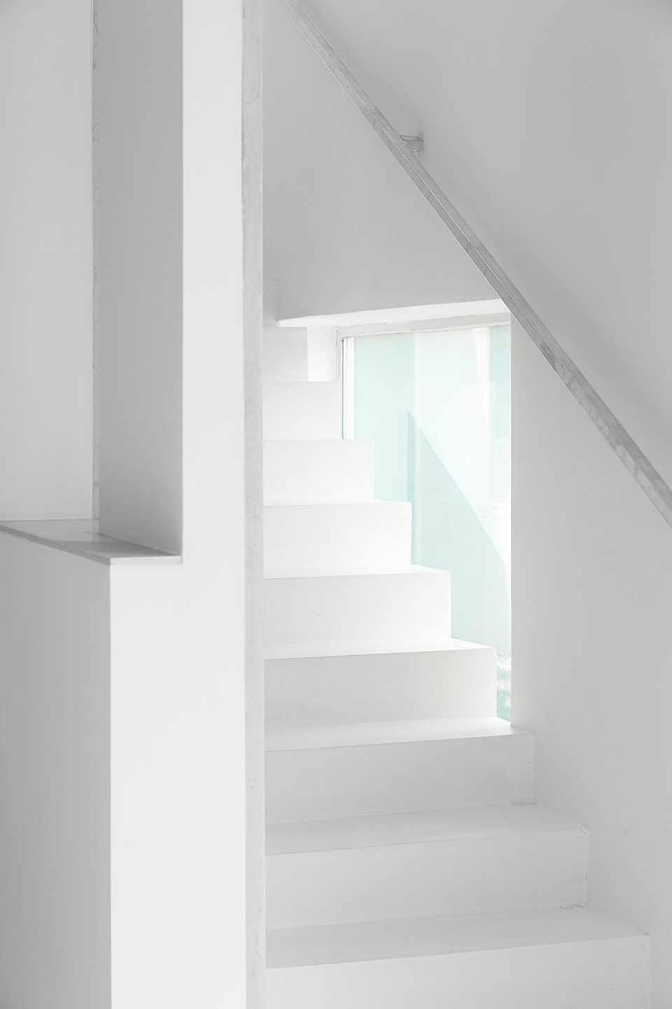 l house china by ams