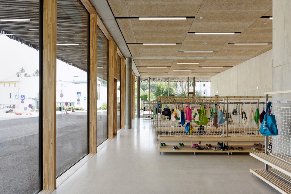 school complex gloggnitz by dietmar feichtinger architectes