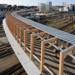 Saint-Laud火车站人行桥，法国 / Dietmar Feichtinger Architectes