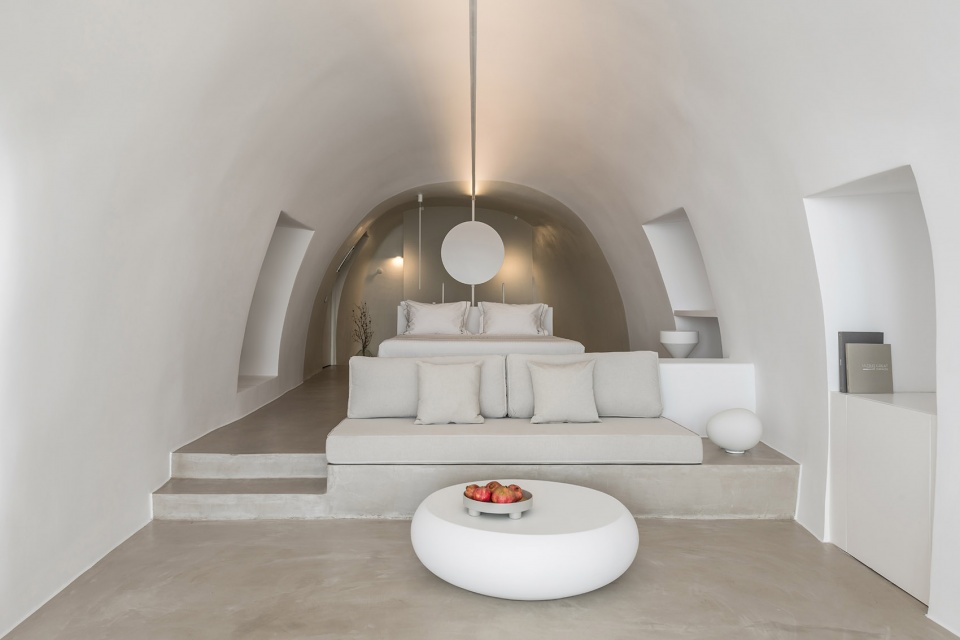 saint hotel by kapsimalis architects