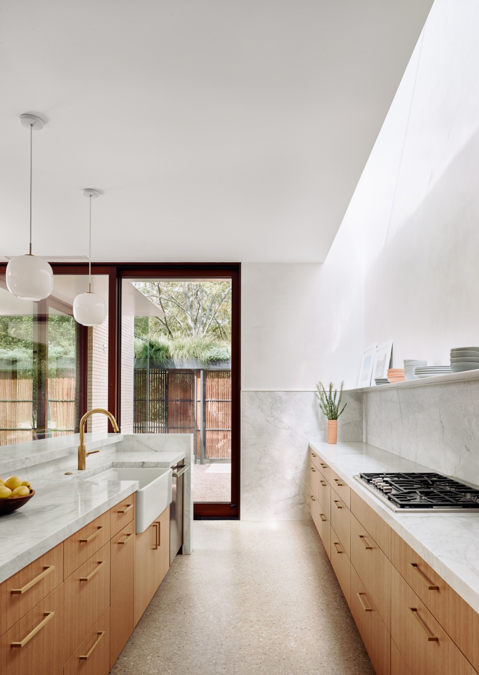 hemlock ave house by chioco design
