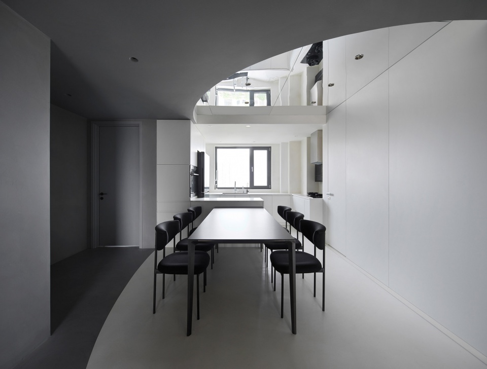 whirly realm residential renovation by xigo studio