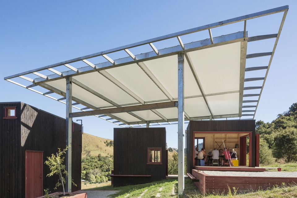 longbush ecosanctuary welcome shelter by pac studio