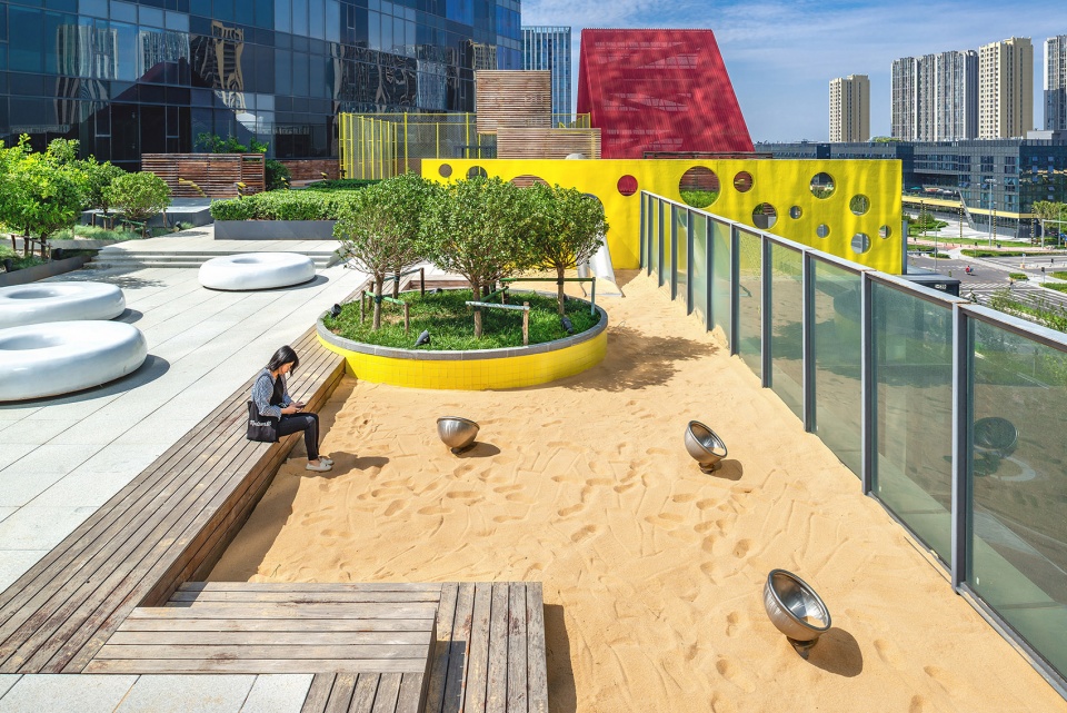 Shoukai Vanke Centre Beijing CLOU