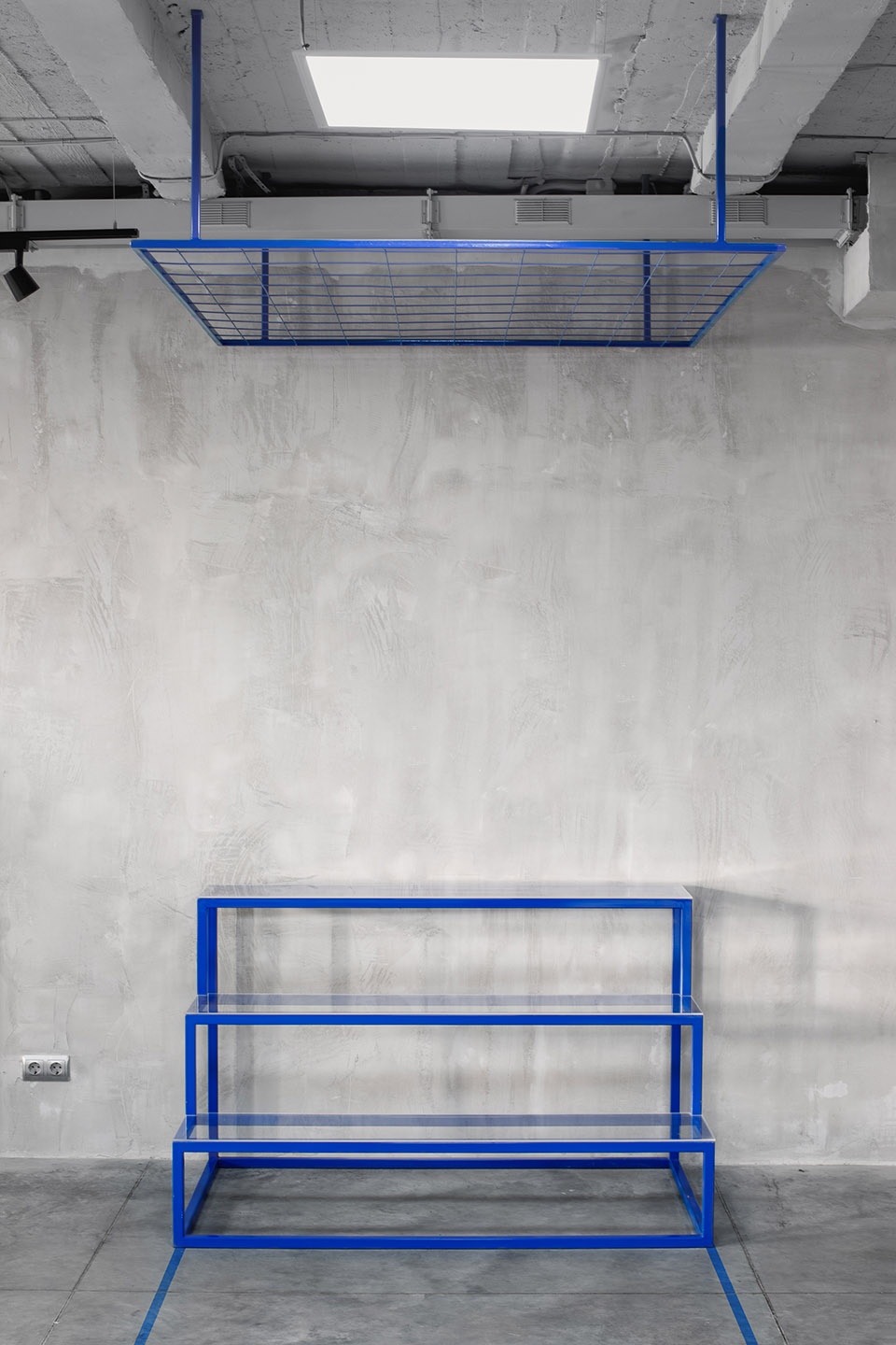 GALLERY GIF multi brand showroom Russia by Miyao Design Studio