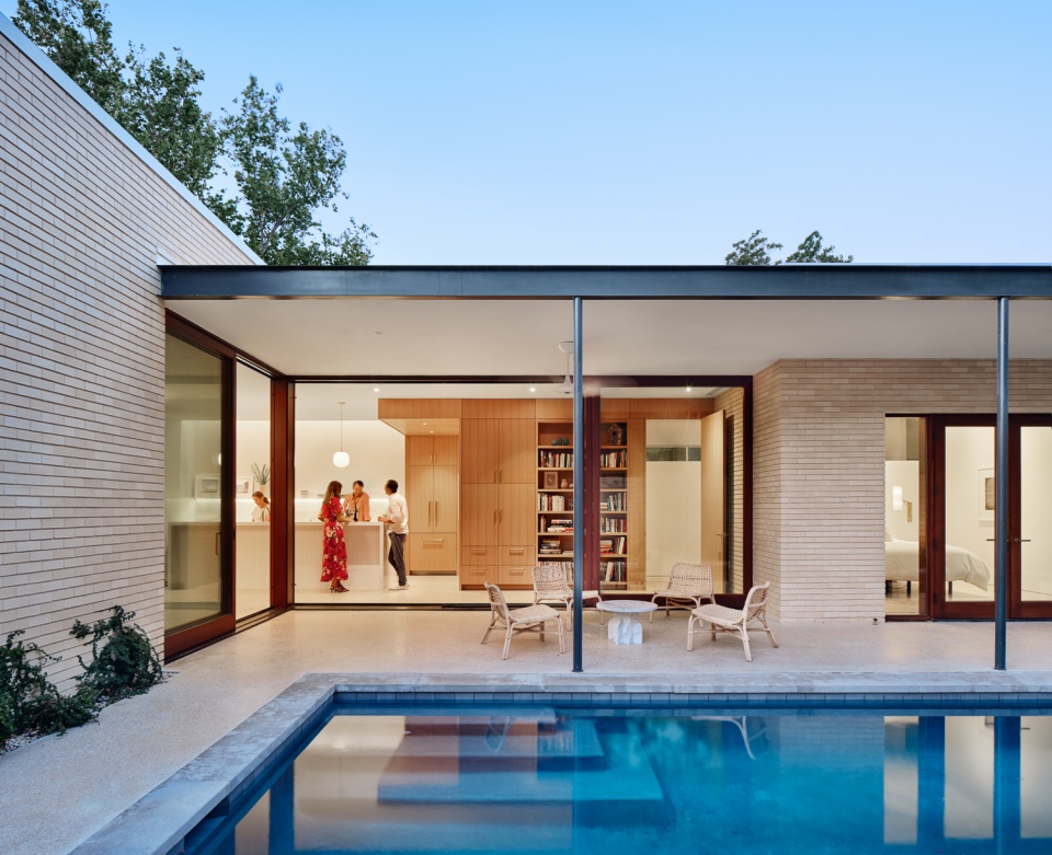 hemlock ave house by chioco design
