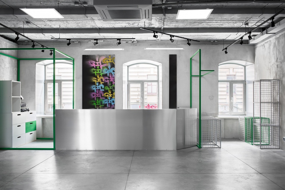 GALLERY GIF multi brand showroom Russia by Miyao Design Studio