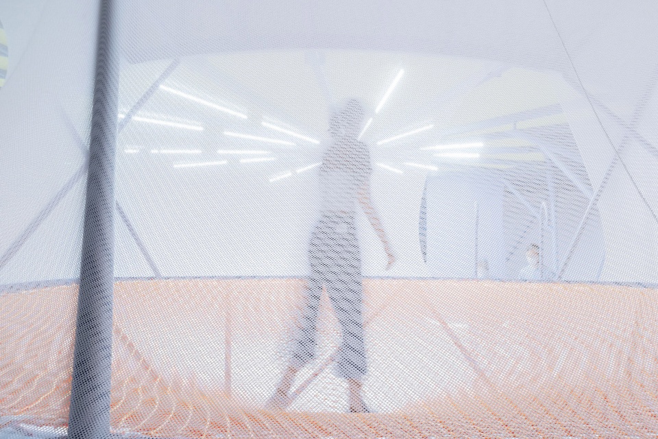 installation beeline by so il architects