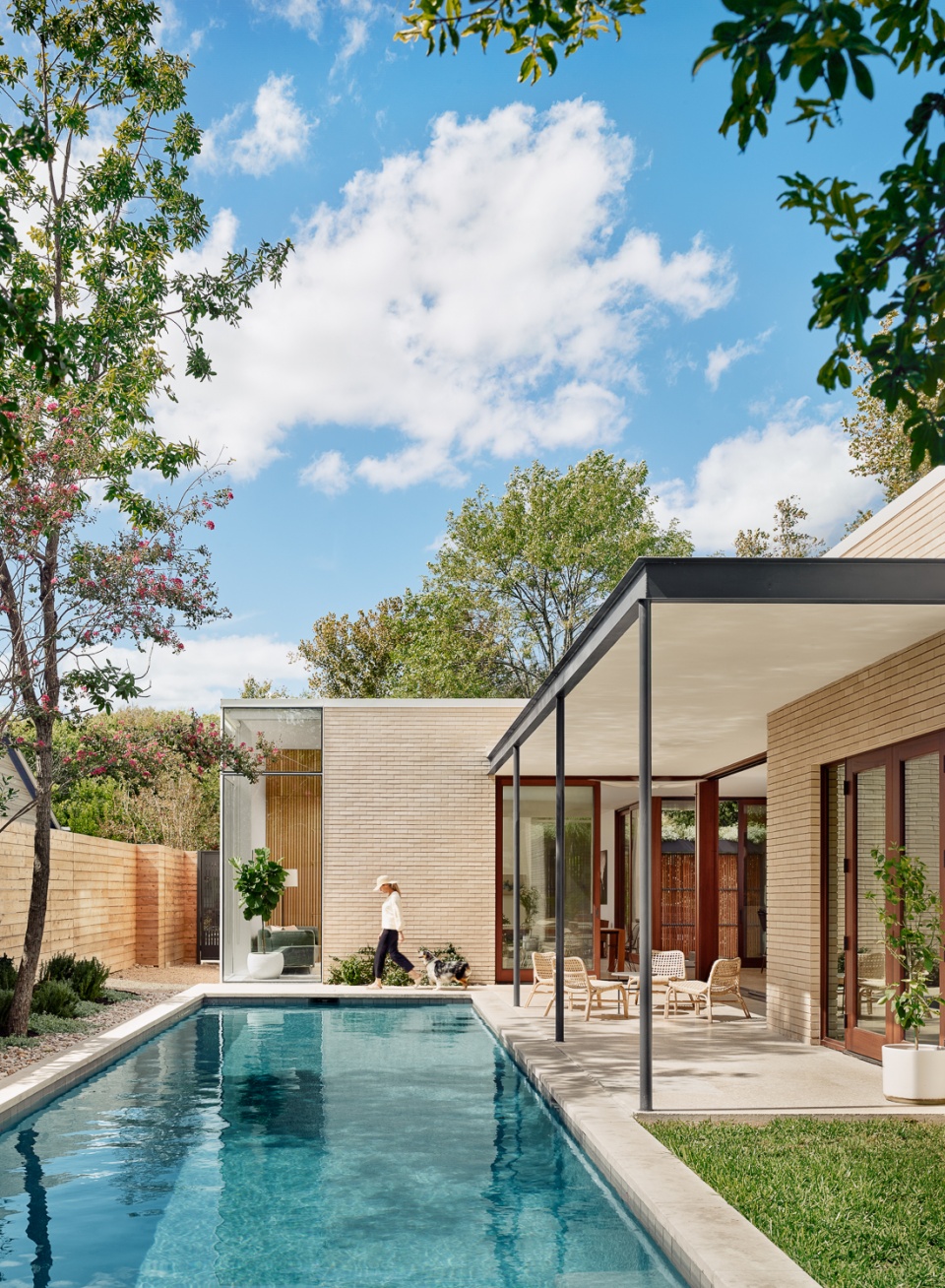 hemlock ave house by chioco design