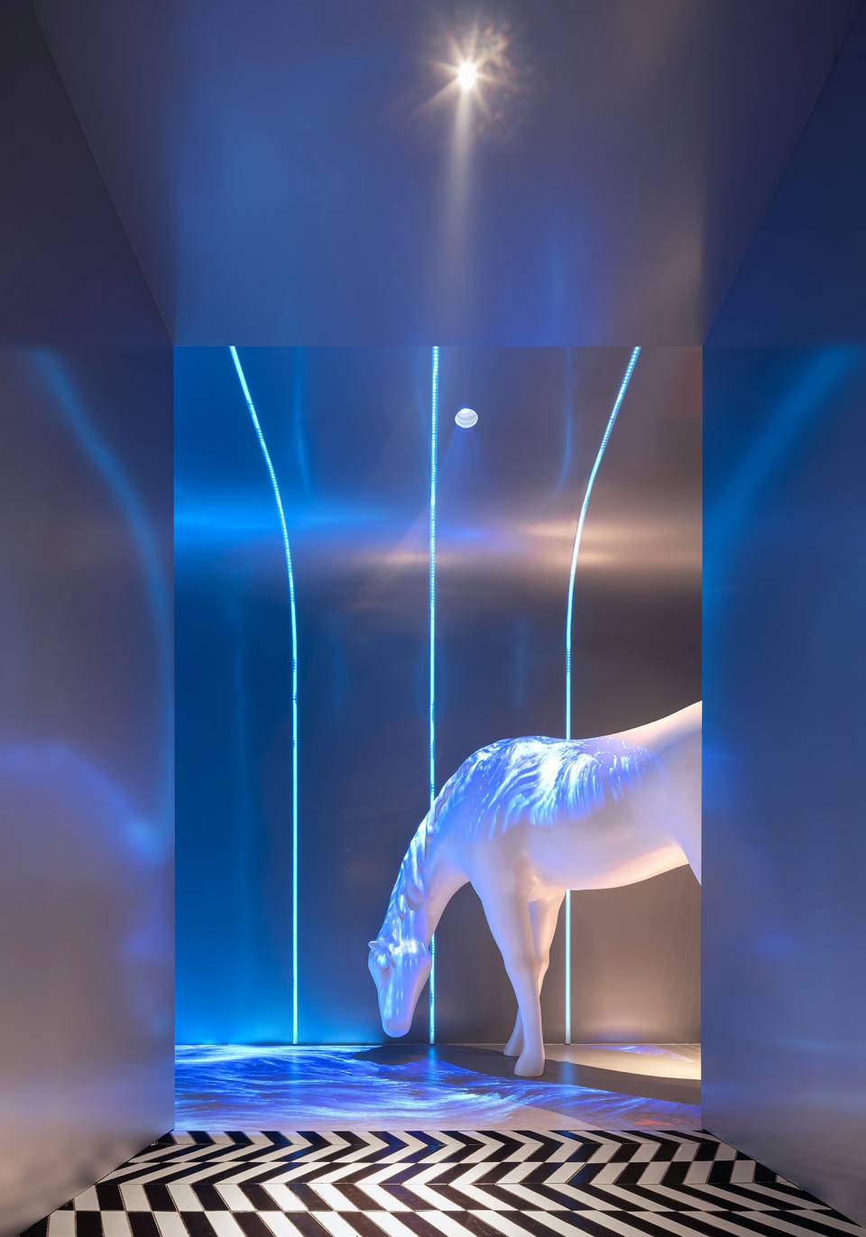 fan bar changsha china by diff design