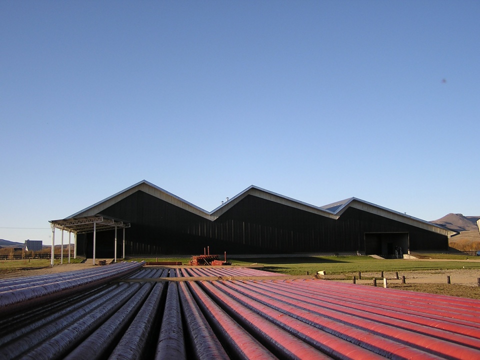 petroplastic industrial plant by alric galindez arquitectos