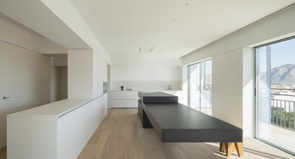 apartment in orihuela by balzar arquitectos