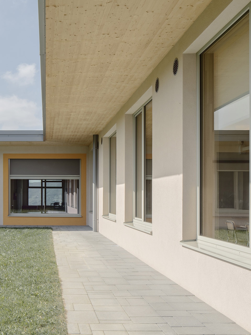 Primary school in Loiano Italy by Studio Contini
