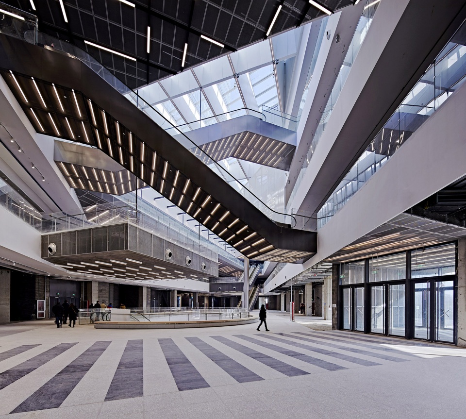 Shoukai Vanke Centre Beijing CLOU
