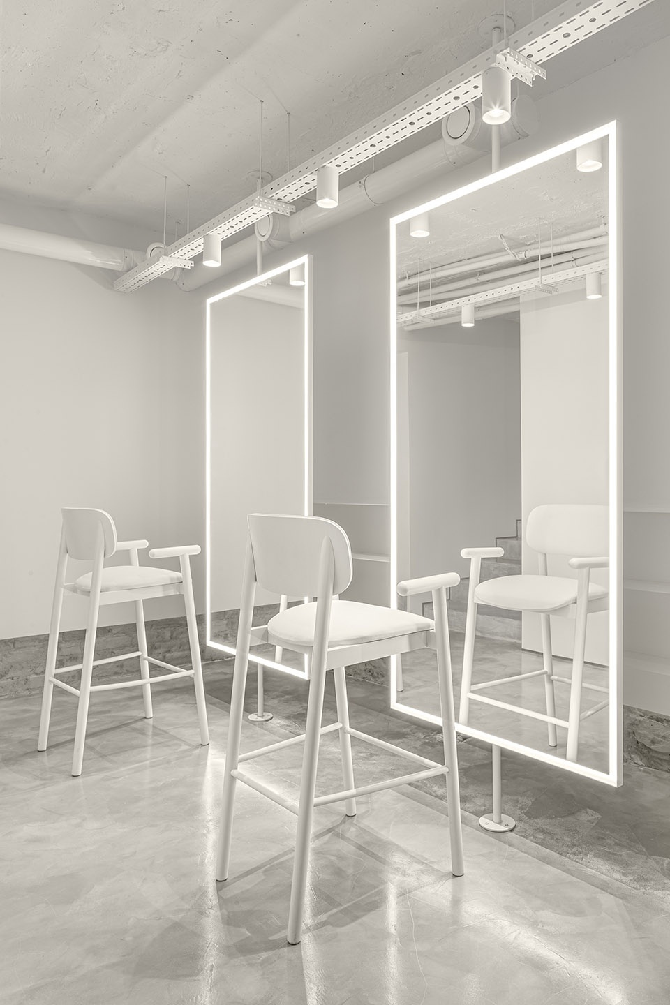 say no mo beauty salon by balbek bureau