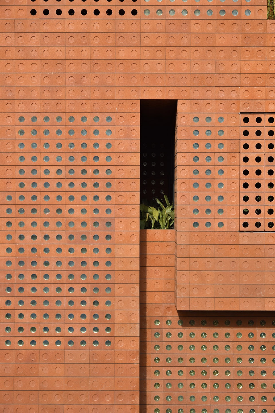 kohan ceram building by hooba design group