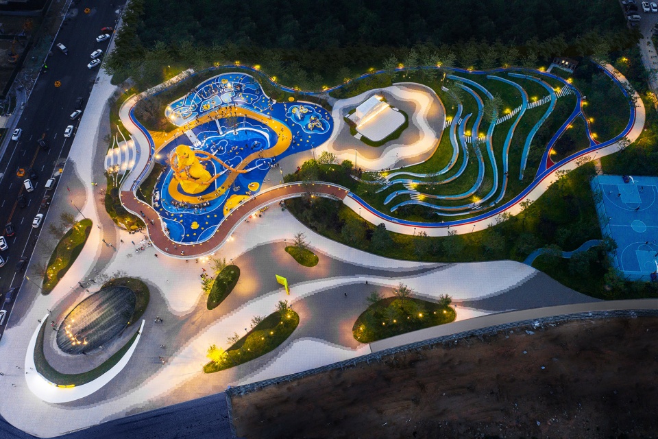 Qingdao Vanke City Time Park by ZAP