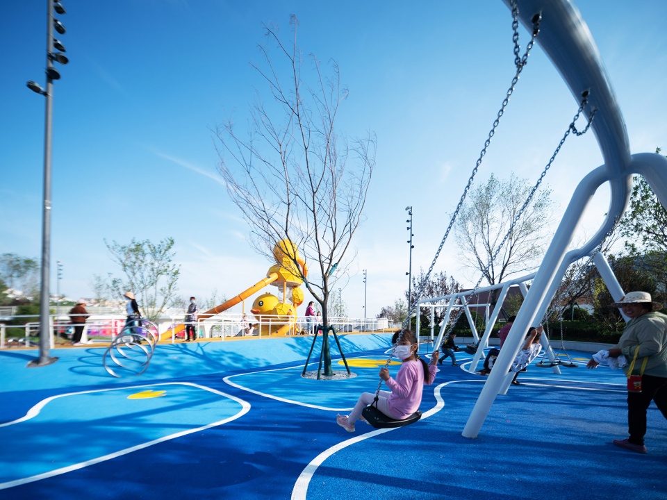 Qingdao Vanke City Time Park by ZAP