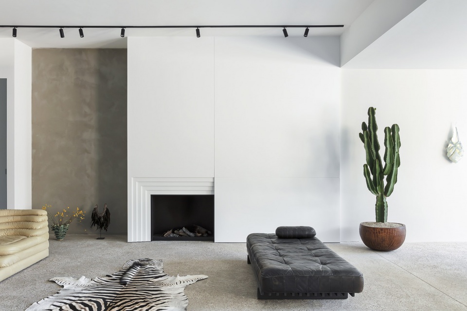 Apartment in Antwerp Belgium by DIALECT
