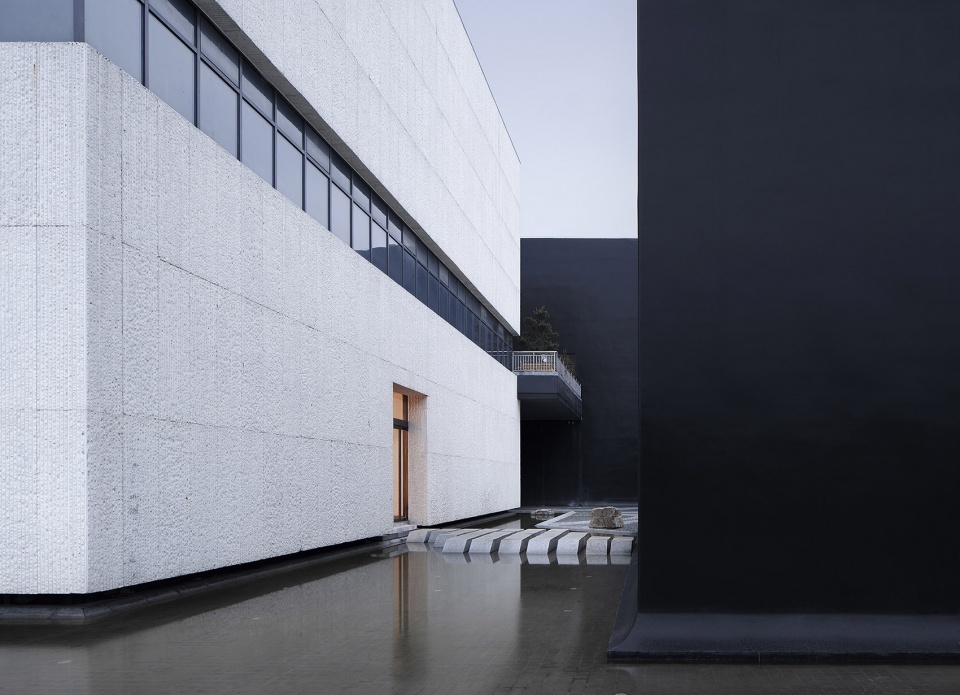 Shuyang Art Gallery Jiangsu by Architectural Design and Research Institute of Zhejiang University