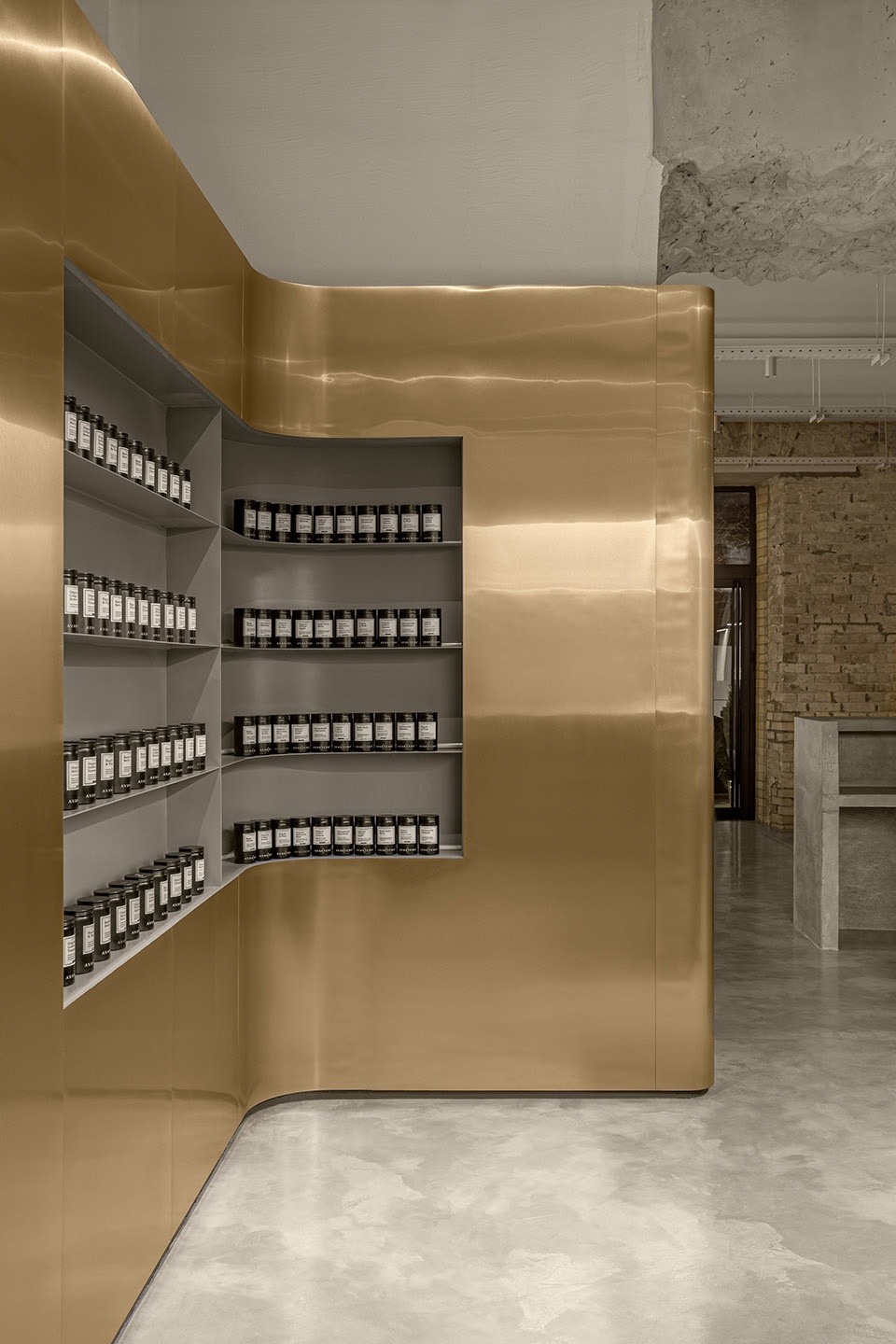 say no mo beauty salon by balbek bureau