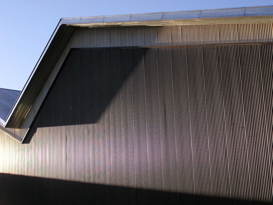 petroplastic industrial plant by alric galindez arquitectos
