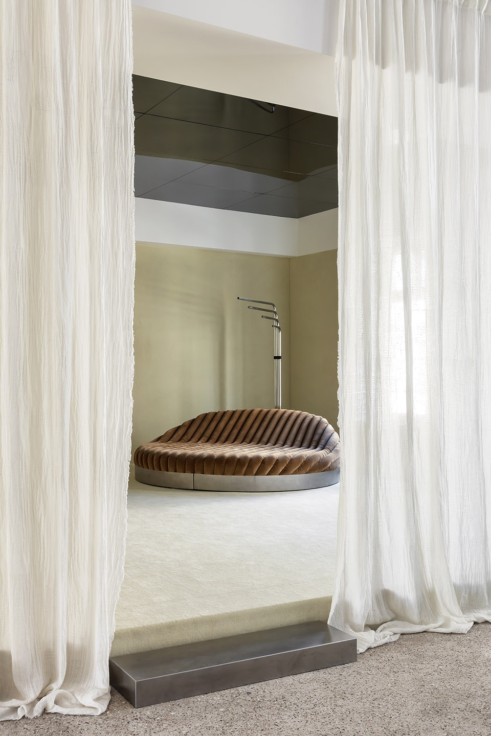 Apartment in Antwerp Belgium by DIALECT