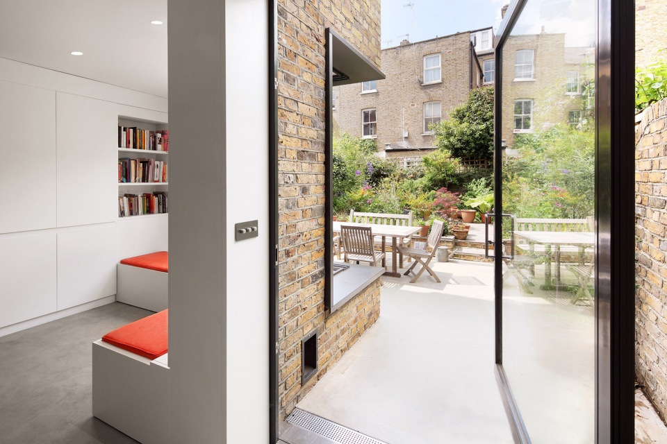 book tower house by platform 5 architects7