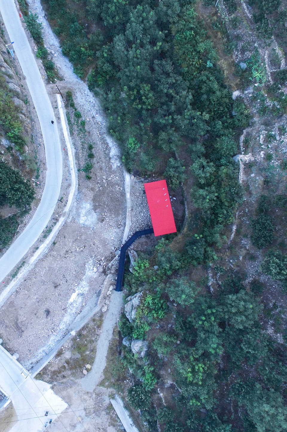 Public toilet design in Shichengzi Village Fu Yingbin