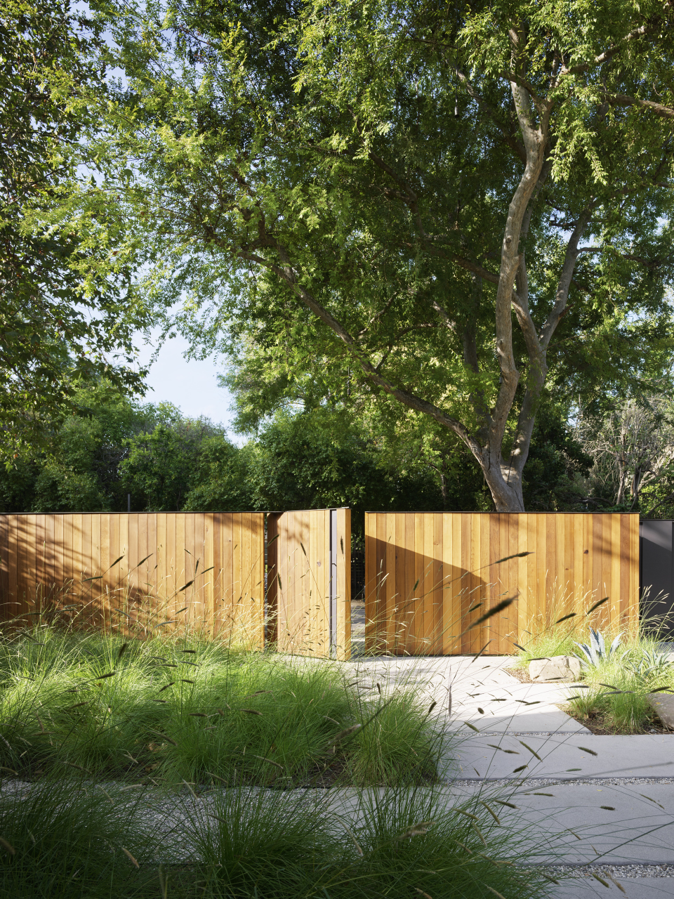 laurel hills residence by assembledge