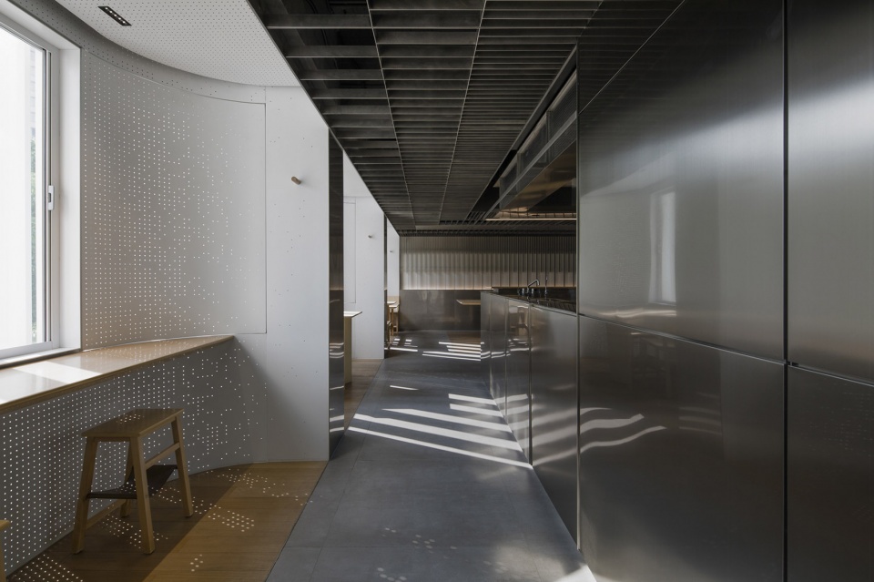 the zentral kitchen for shikaku china by lukstudio