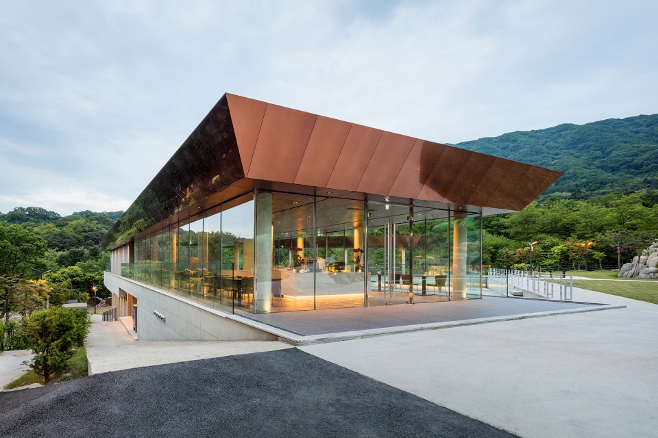 glamtree resort by archiworkshop