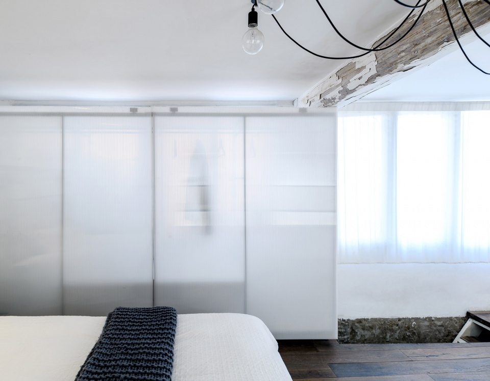 leaky chamber renovation china by atelier tree