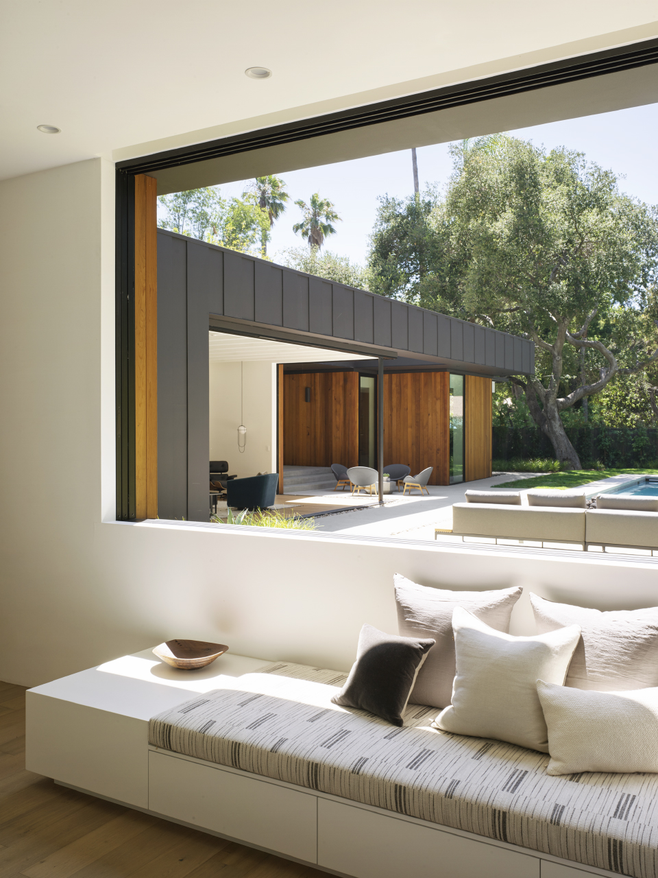 laurel hills residence by assembledge