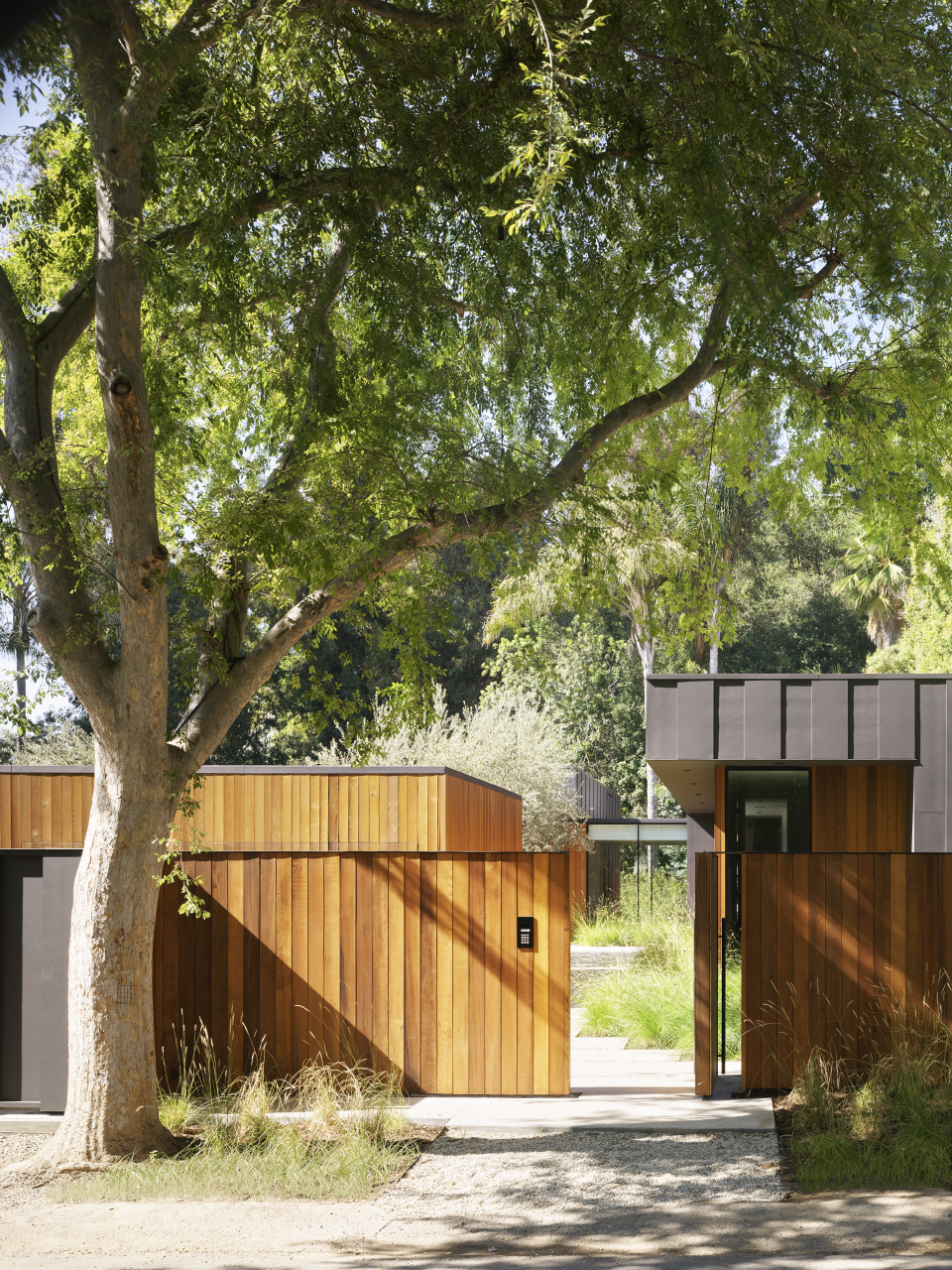 laurel hills residence by assembledge