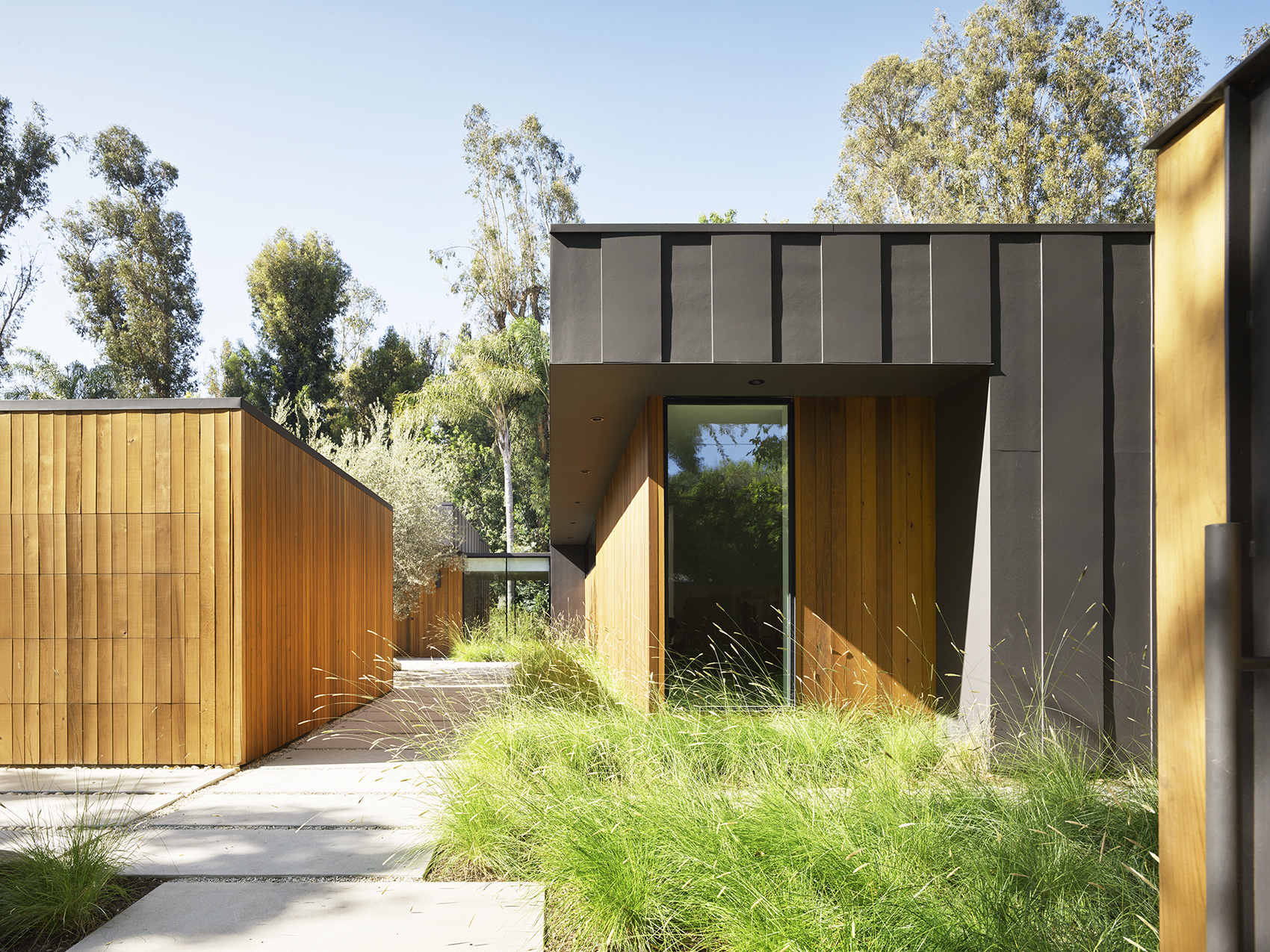 laurel hills residence by assembledge