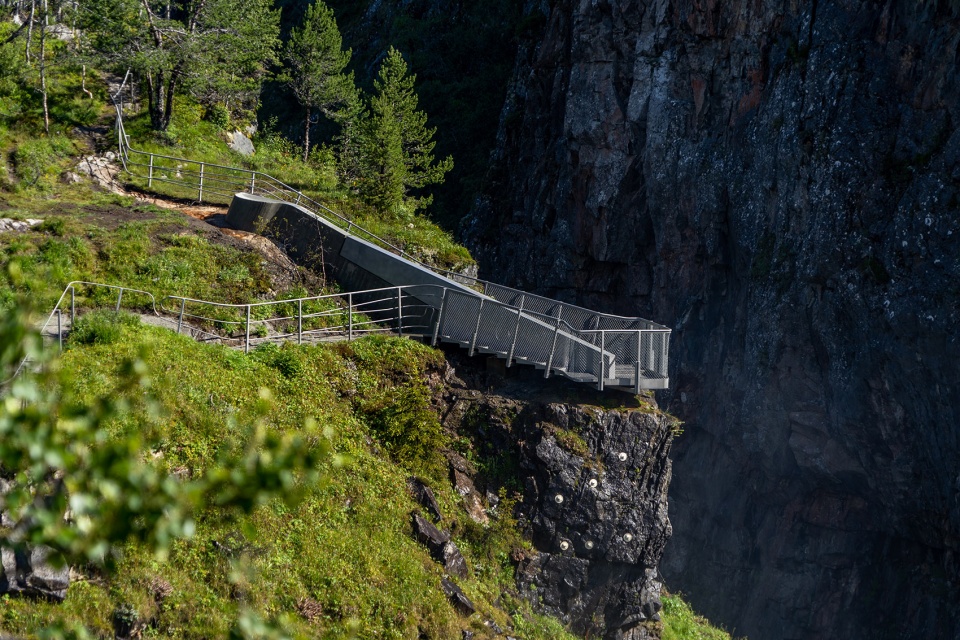 vøringsfossen carl viggo hølmebakk